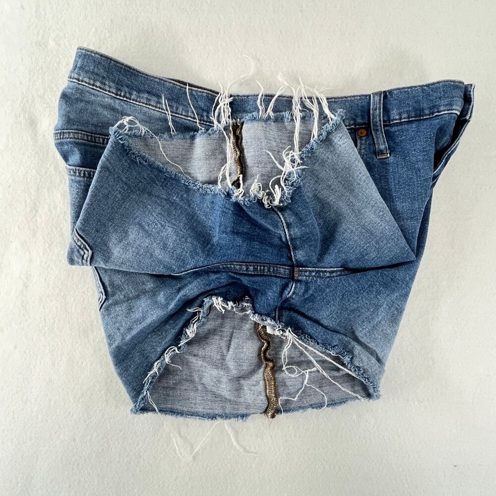 SOLD MADEWELL Womens Size 32 High Rise Denim Jean Shorts Magic Pockets - Picture 5 of 16